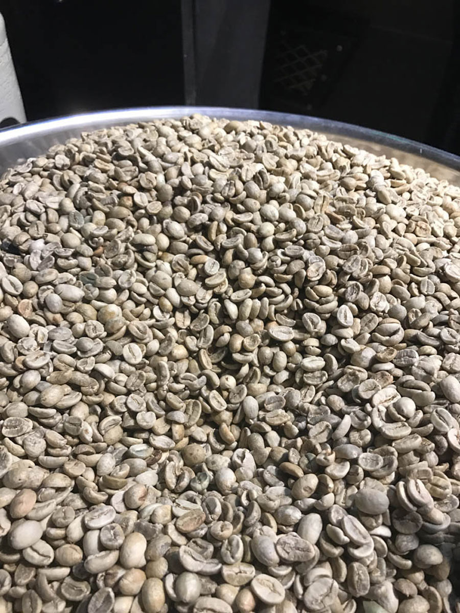 Nguyên liệu cà phê pha máy ở Nhấp Môi Cafe